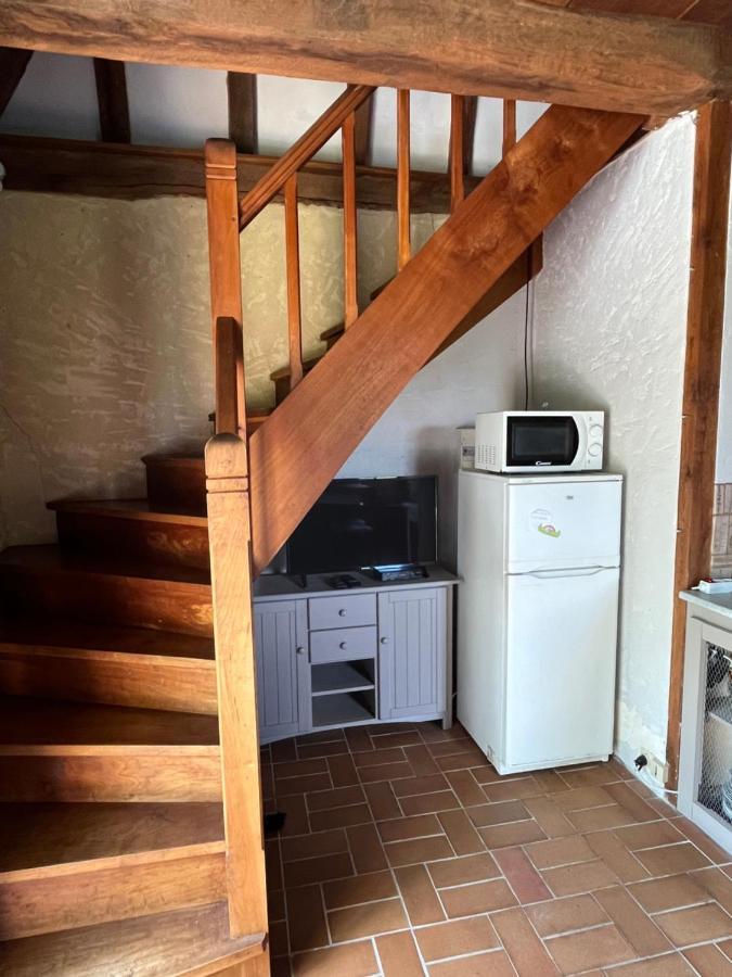 Petite Maison En Perigord Noir Plazac Exterior foto